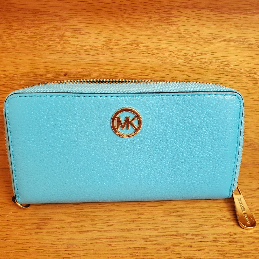 Michael Kors Wallet - blue pebble leather